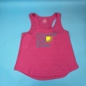 Secrete Treasures “Follow The Sunshine” Graphic Tank Top